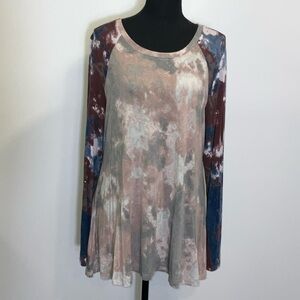 LOGO Tie Dye Top, EUC
